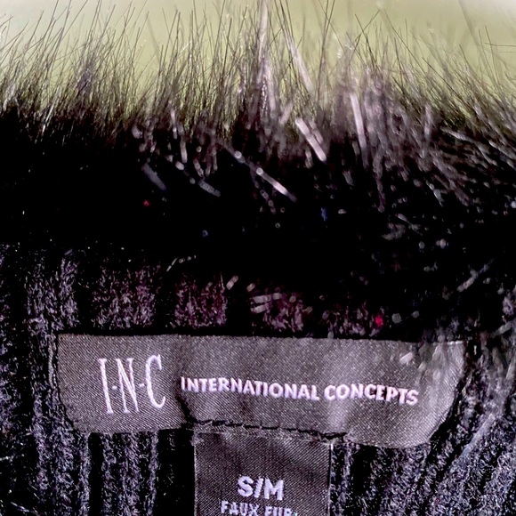 INC International Concepts Faux fur vest - Picture 2 of 2